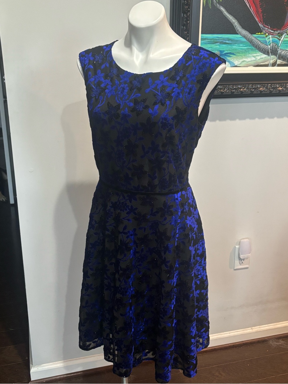 Tahari Arthur S Levine Black and Royal Blue Floral Mini Cocktail Dress
